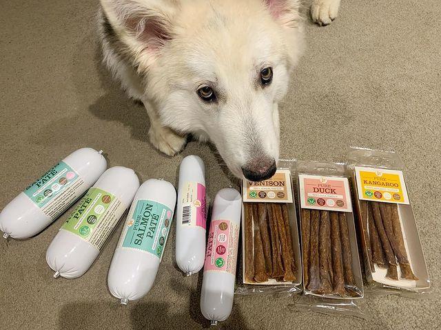 Pure Kangaroo Sticks 50g - Annie's Dog Treats